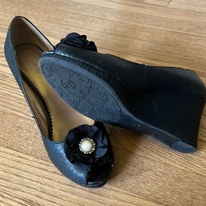 Lindsay Phillips wedges
